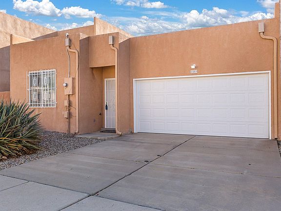 2nd image of 1509 Ocean Breeze Dr NE