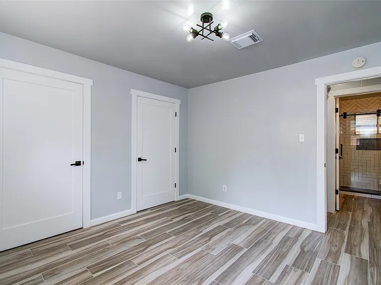 1806 Cypress Dr — Photo 15