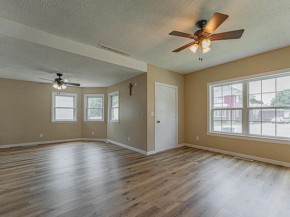 4th image of 102 NE 2nd St