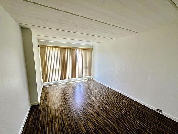 5th image of 1700 Civic Center Dr APT 603