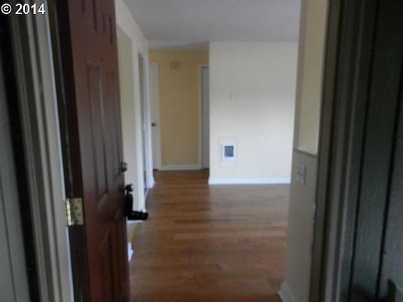 3rd image of 5417 NE 34th St APT B