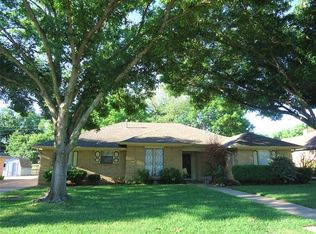 5720 Sage Bloom Dr, Arlington, TX 76017