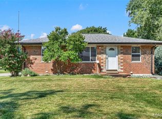9835 Ione Ln, Saint Louis, MO 63123