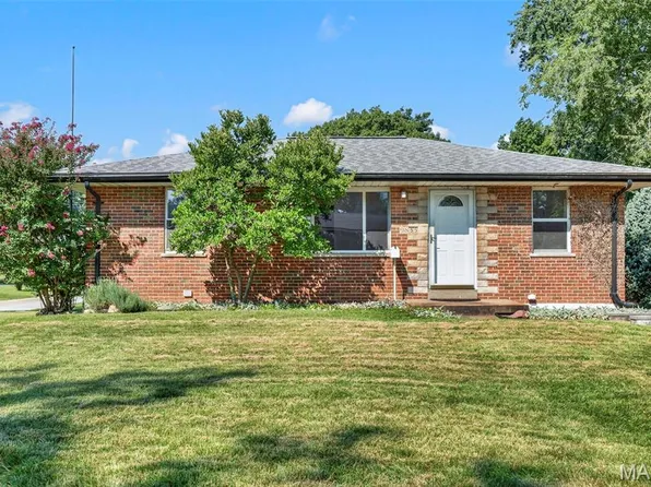 9835 Ione Ln, Saint Louis, MO 63123