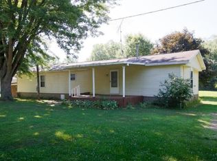 16433 Floating Bridge Rd, Three Rivers, MI 49093