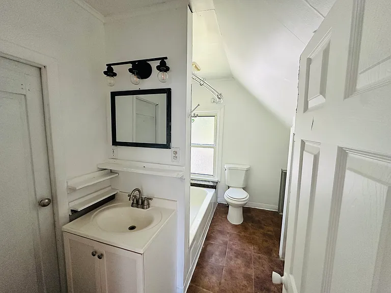 436 S Hamilton St — Photo 10