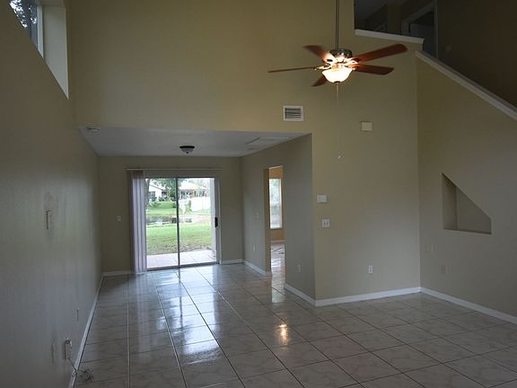 3rd image of 1326 Heritage Acres Blvd