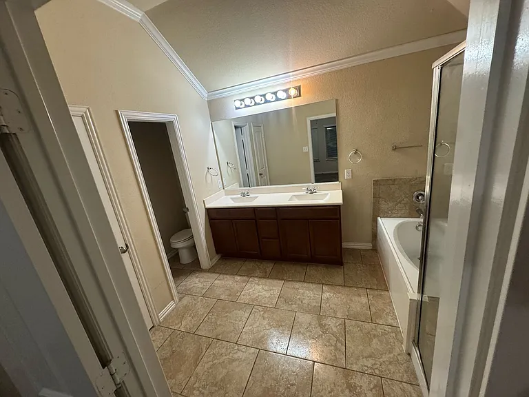 728 Olaf Dr — Photo 43