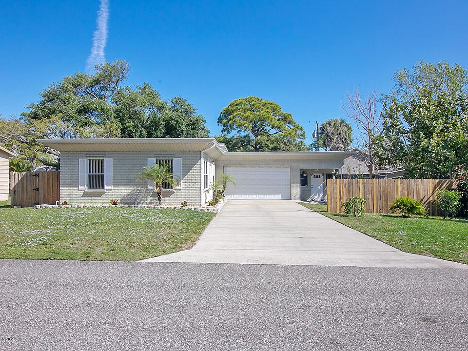 1st image of 2650 Pine Cone Dr