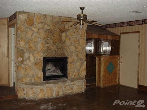 4th image of 213 Skylark Dr