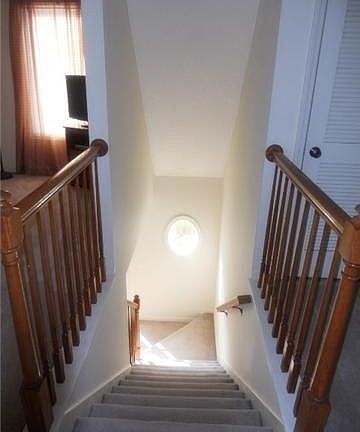 4th image of 1005 Fillmore Ct #C
