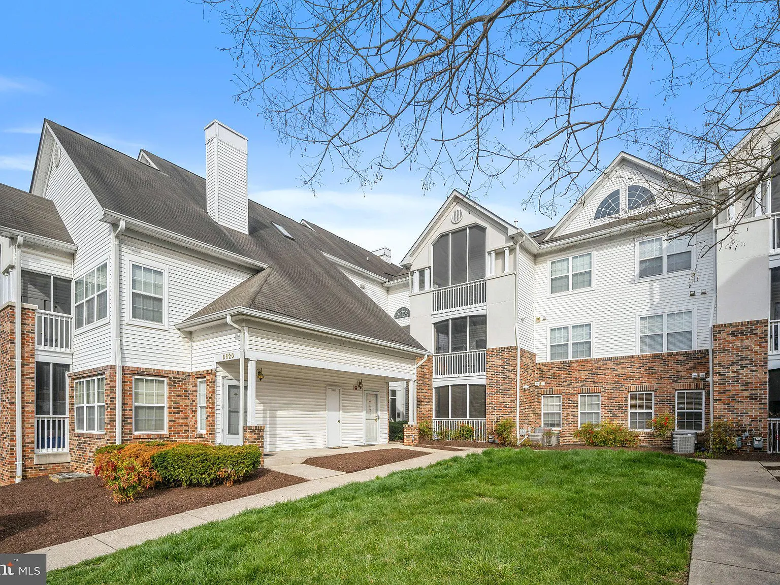 Greenbelt Lake Vill Condo-Phs 10 — Photo 1