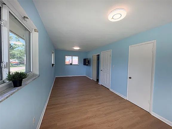 2nd image of 2281 E Stroop Rd