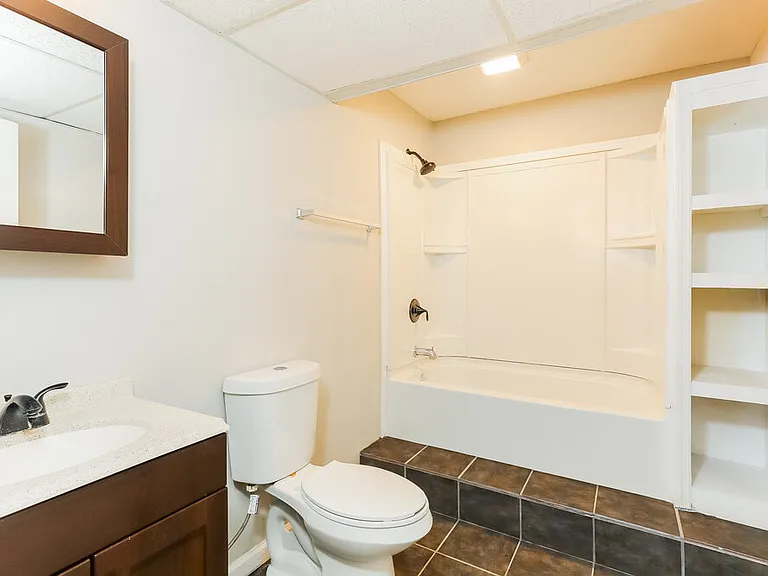 232 Glenvalley Ln NW — Photo 14