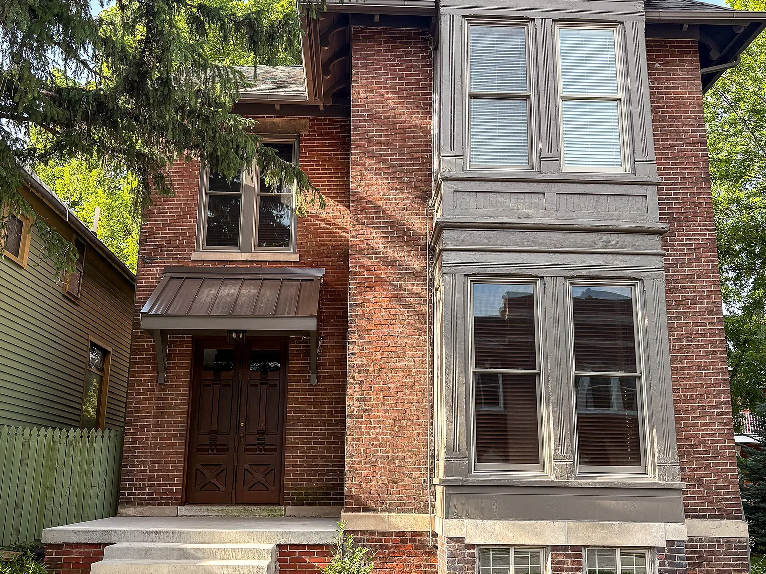 2 bed, 1375 sqft, $2,350 — Photo 1