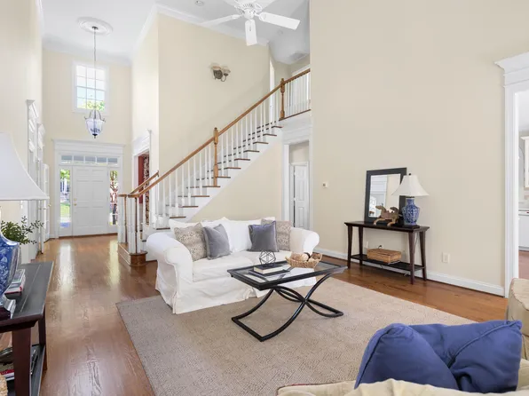 4207 Sugar Pine Ln, Durham, NC 27705