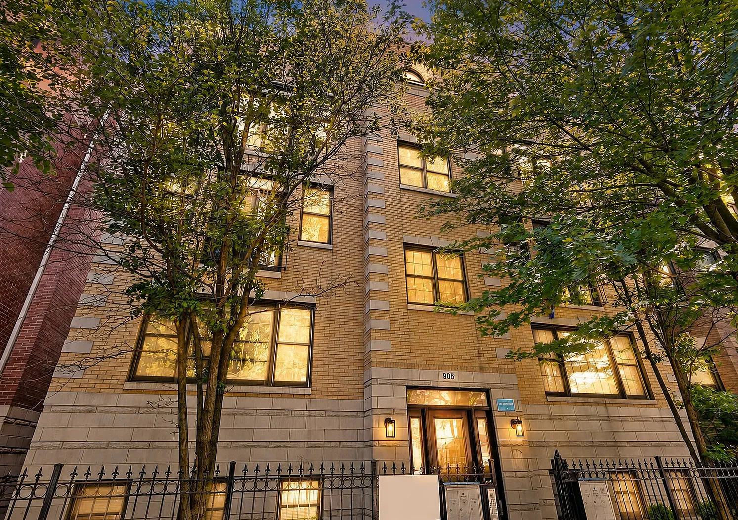 3 bed, $3,995 — Photo 1