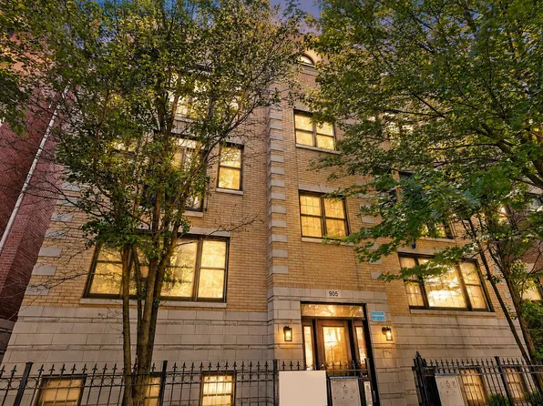 905 W Lawrence Ave APT 3W, Chicago, IL 60640