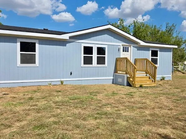 121 Dandy Mill Rd, Ferris, TX 75125