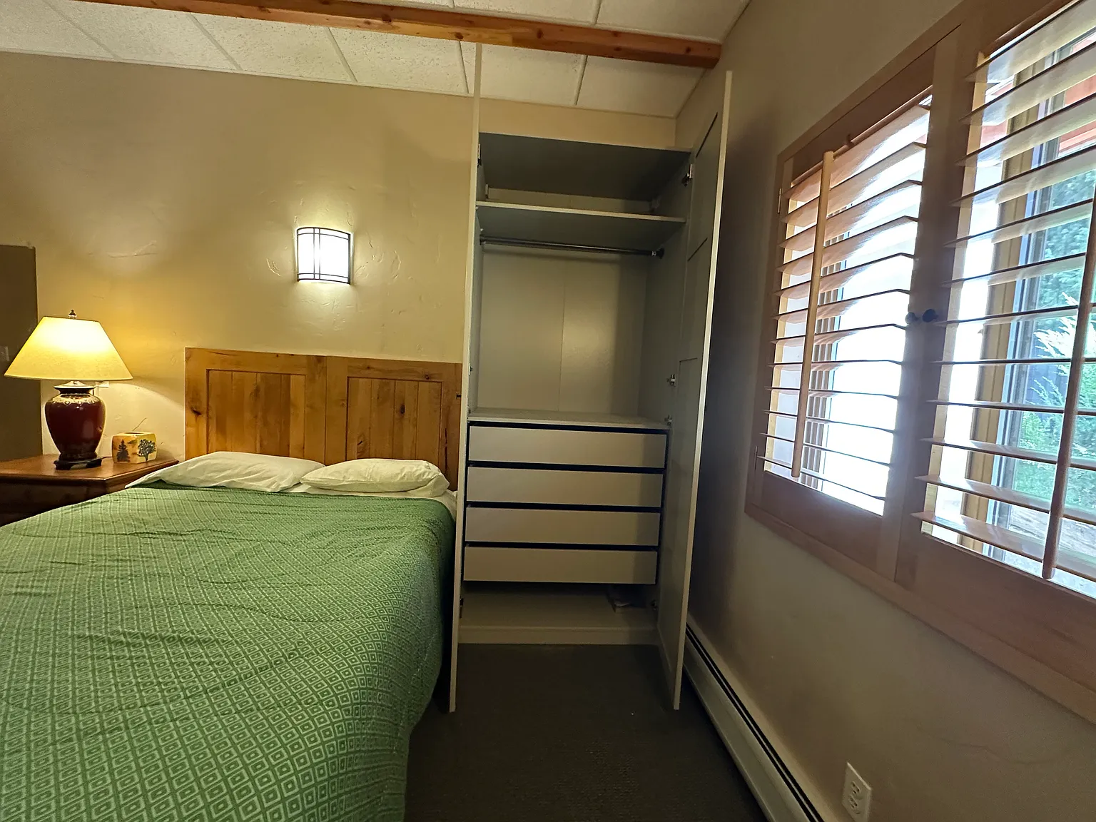 Studio, 300 sqft, $1,700 — Photo 3