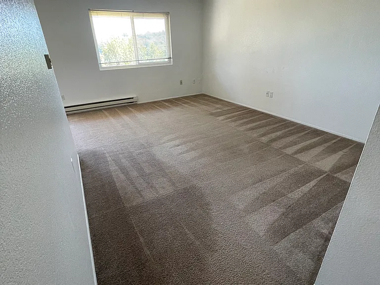 Pyramid Pointe Apartments — Photo 6
