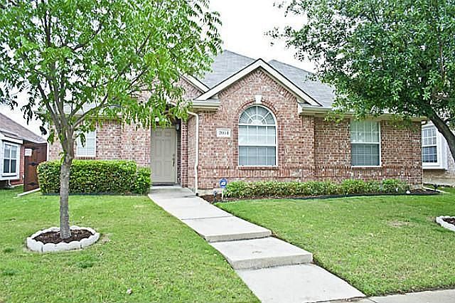 1st image of 2033 Reddenson Dr