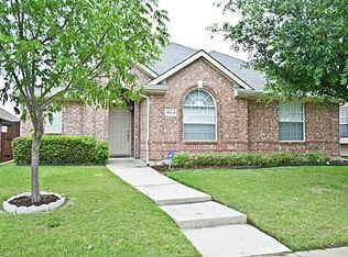 2033 Reddenson Dr, Carrollton, TX 75010