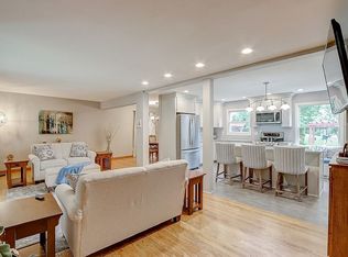 W251S3901 Rickert Dr, Waukesha, WI 53189