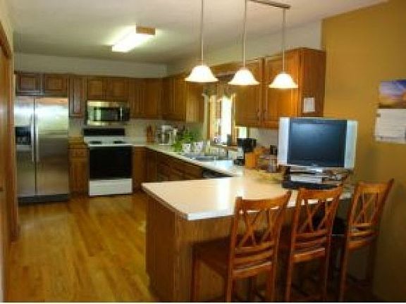 2nd image of 9316 Dahlia Dr