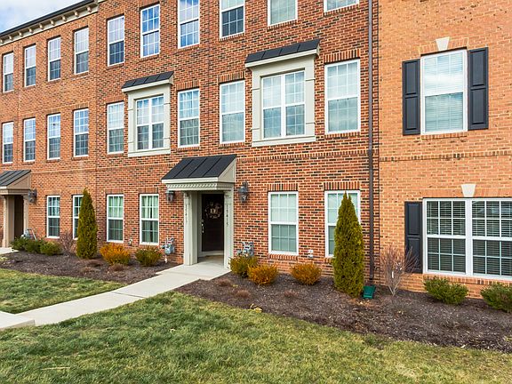 2nd image of 15417 Rosemont Manor Drive