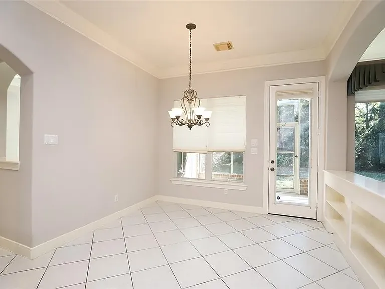8918 Summerdale Ln — Photo 9