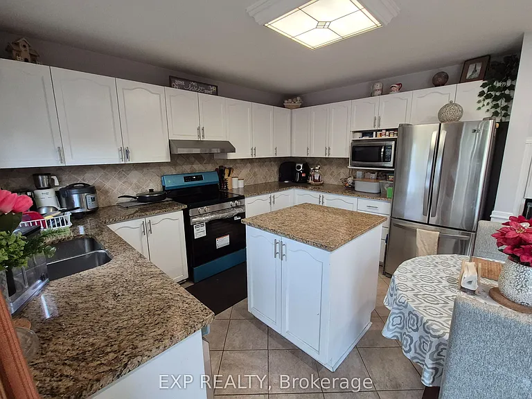 192 Windhurst Dr — Photo 25