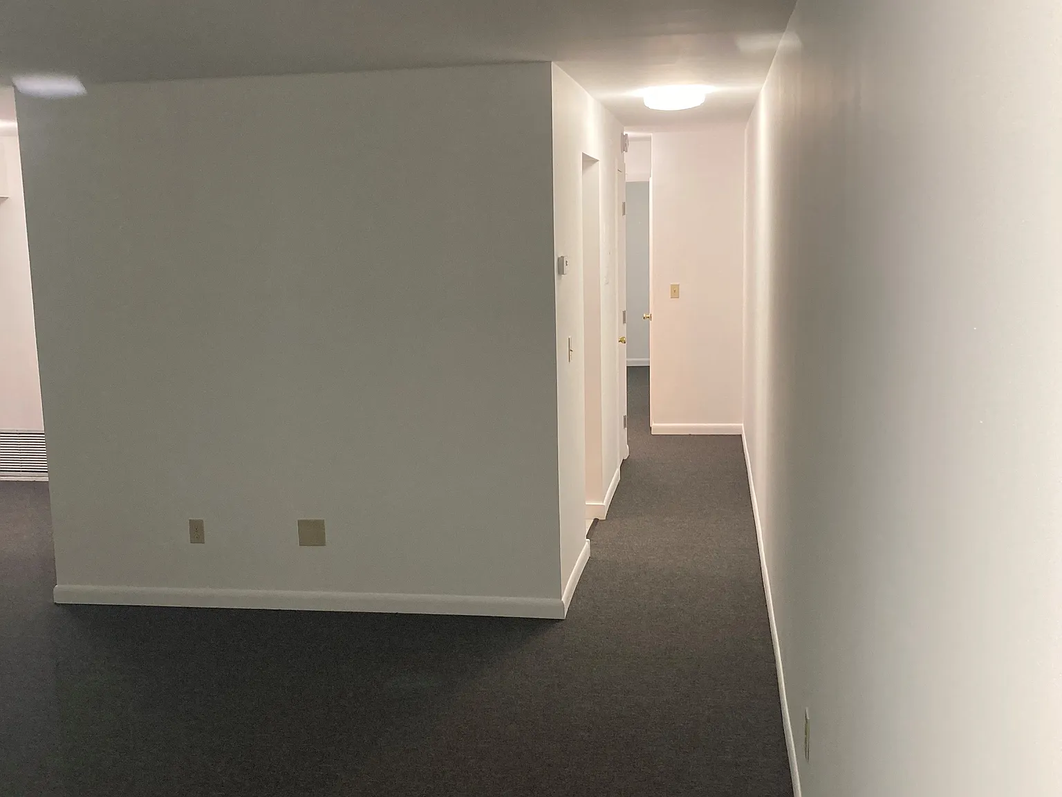 2 bed, 1100 sqft, $1,850 — Photo 2