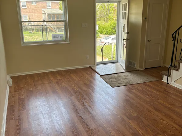 1959 Carter Rd, Folcroft, PA 19032