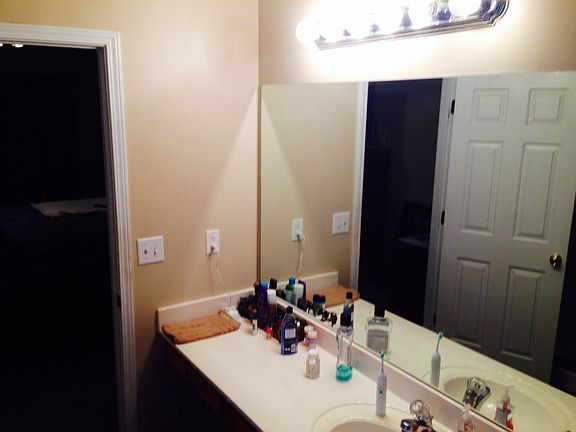 4th image of 1735 Heatherton Rd
