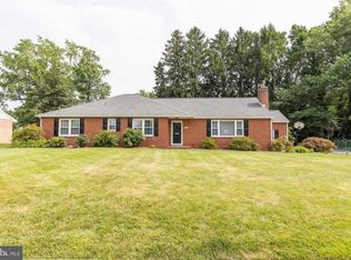 212 W Crest Rd, Wilmington, DE 19803