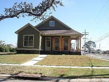 2nd image of 5701 Bancroft Dr