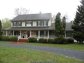 1st image of 521 Kennersley Farm Ln