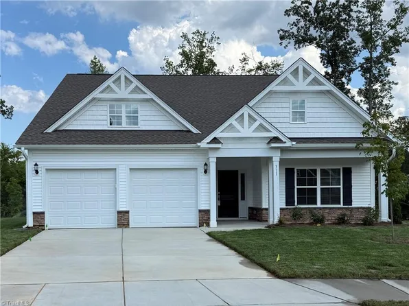 311 Morning Star Dr, Advance, NC 27006
