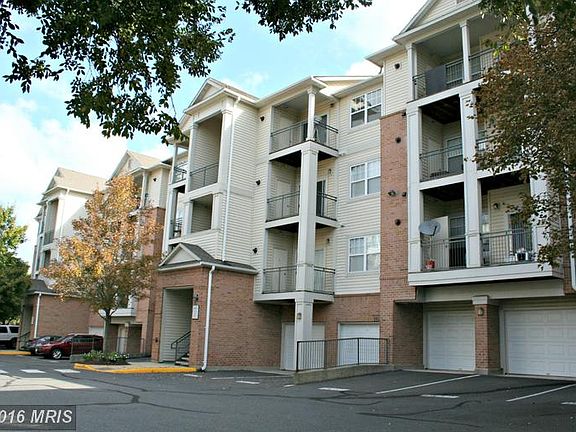 2nd image of 4405 Weatherington Ln Unit 404