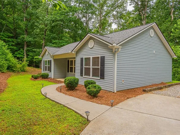 1165 Chesterra Dr, Dahlonega, GA 30533