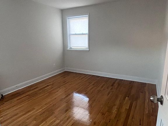 4th image of 74-12 220th St Floor 1