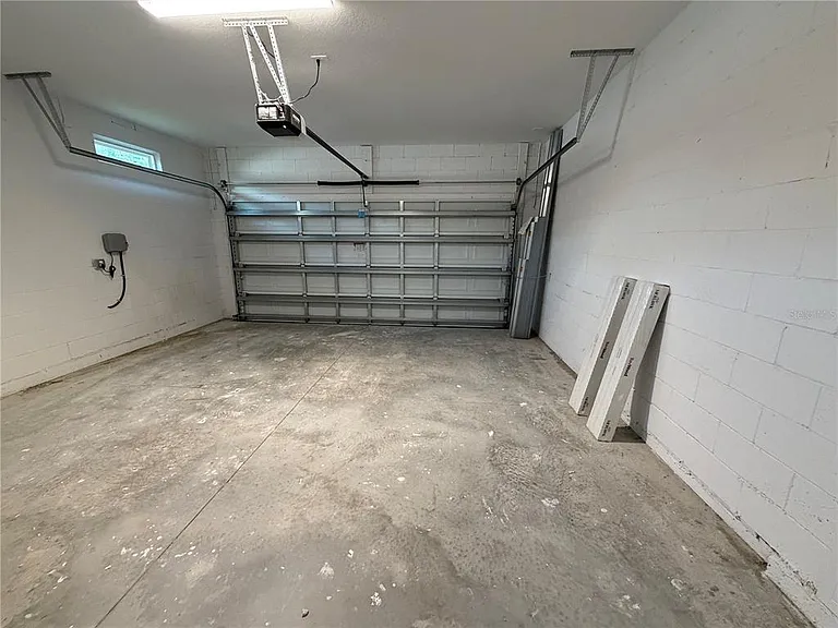 1100 Homer St NW — Photo 47