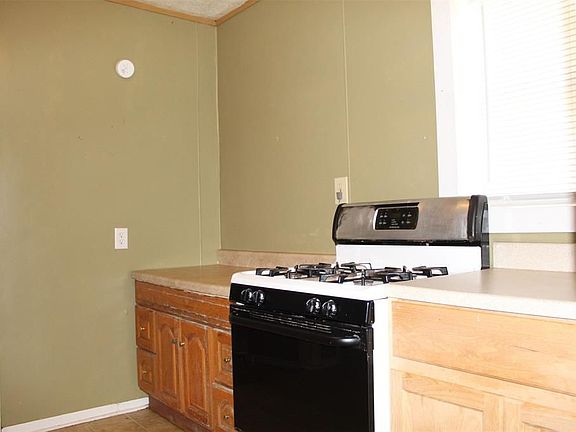 5th image of 707 E James St