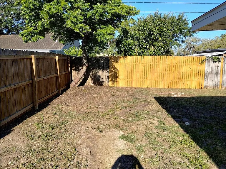 7039 Lenox Dr — Photo 20