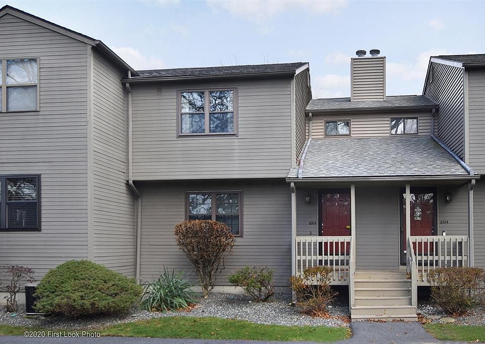 1st image of 2303 Pinewood Dr #2303