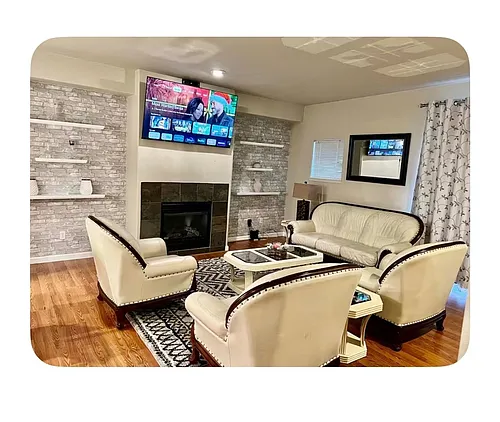 19129 Zoe Ln Photo 1