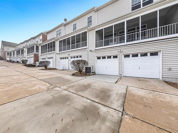 2nd image of 17139 Cambury Ln