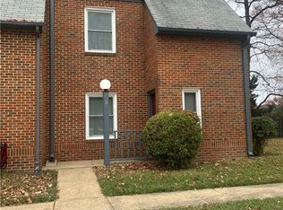 2 Carmine Pl, Hampton, VA 23666