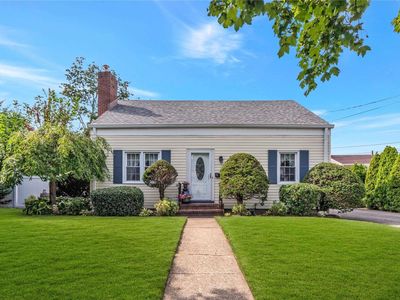 4 Murray Road, Hicksville, NY, 11801